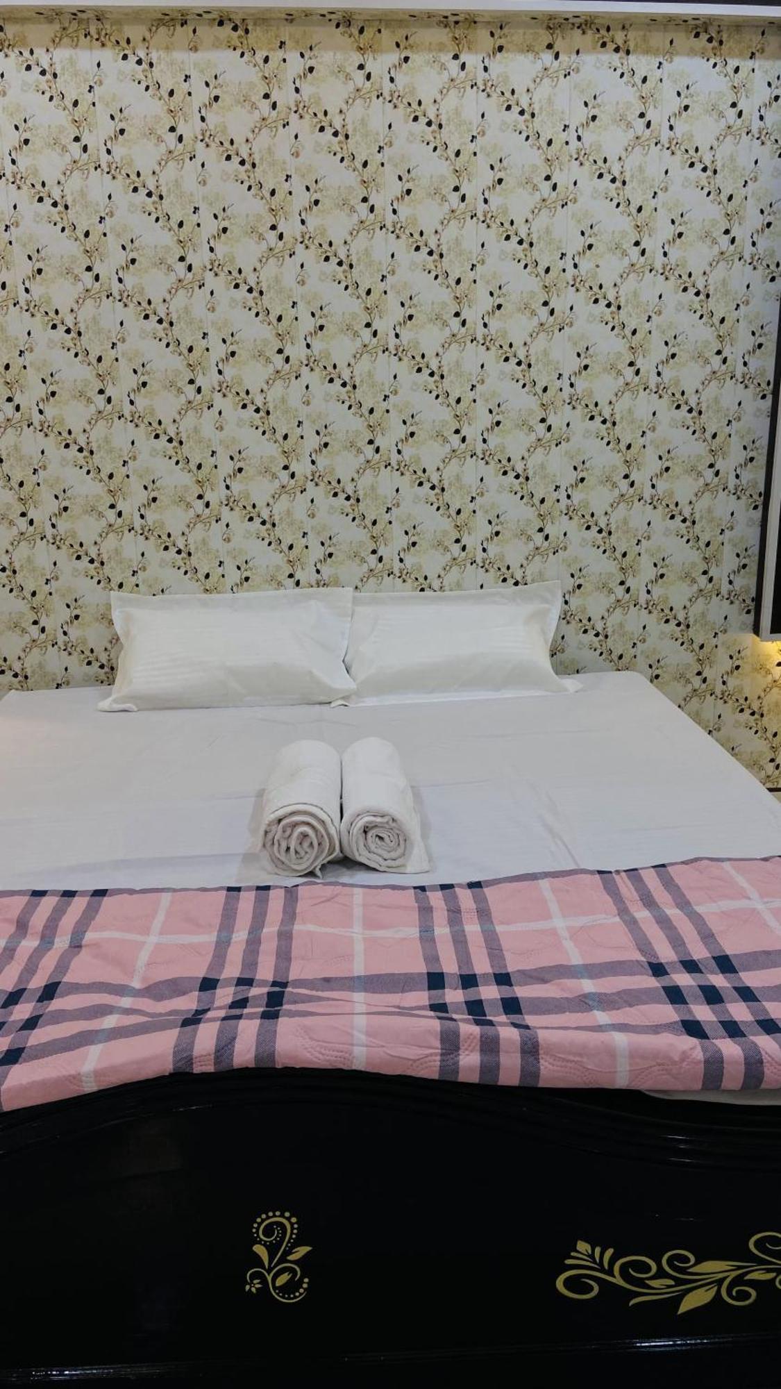 Mandir Saket Bhawan Hotell Ayodhya Exteriör bild