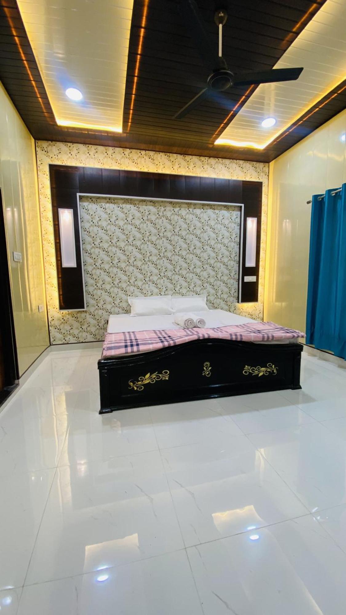 Mandir Saket Bhawan Hotell Ayodhya Exteriör bild