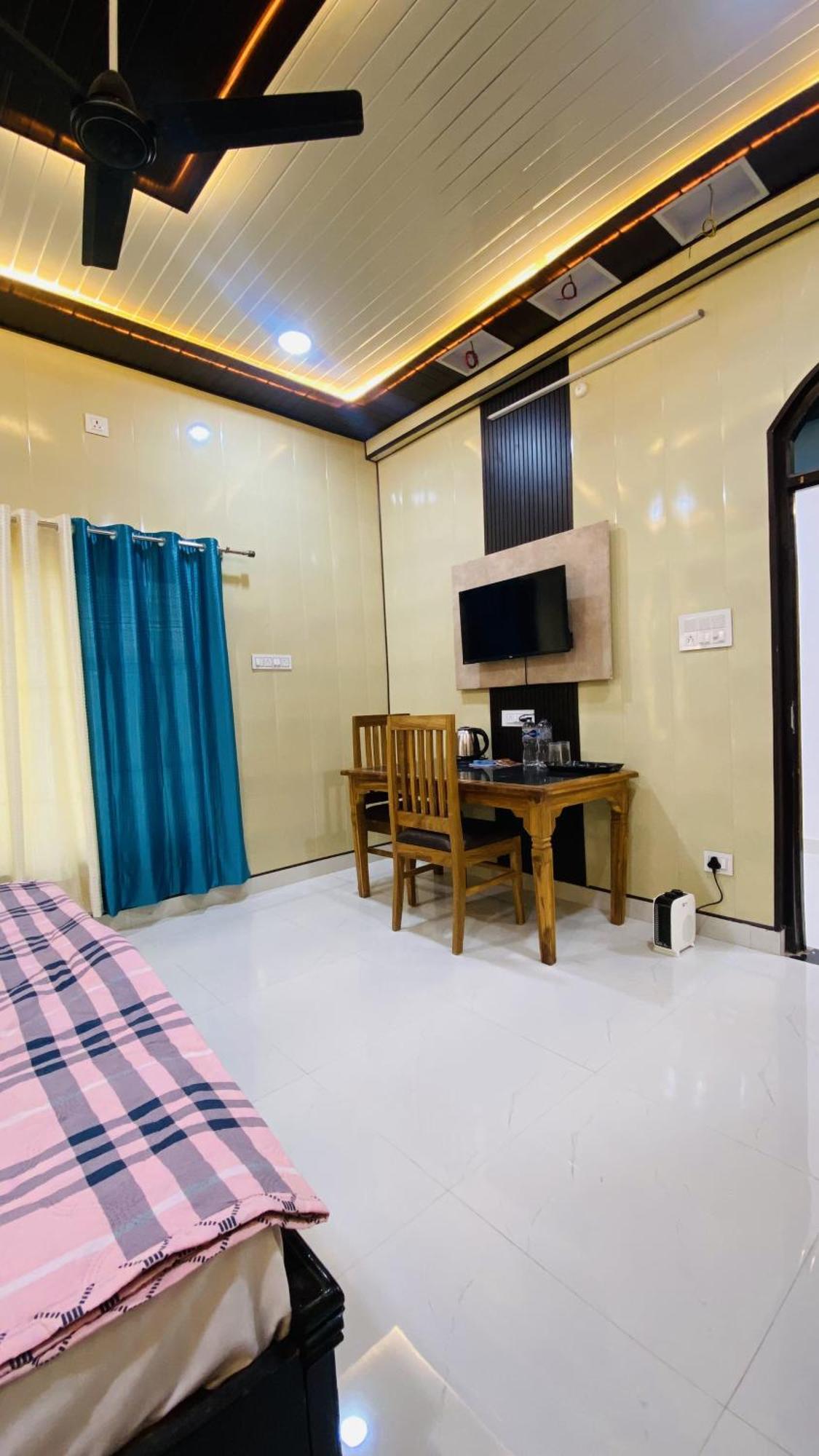 Mandir Saket Bhawan Hotell Ayodhya Exteriör bild