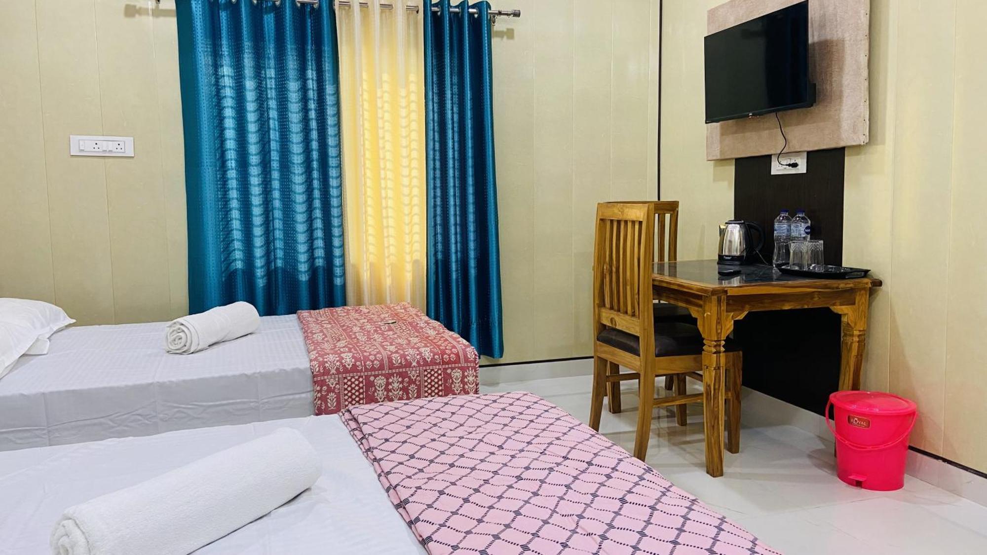 Mandir Saket Bhawan Hotell Ayodhya Exteriör bild
