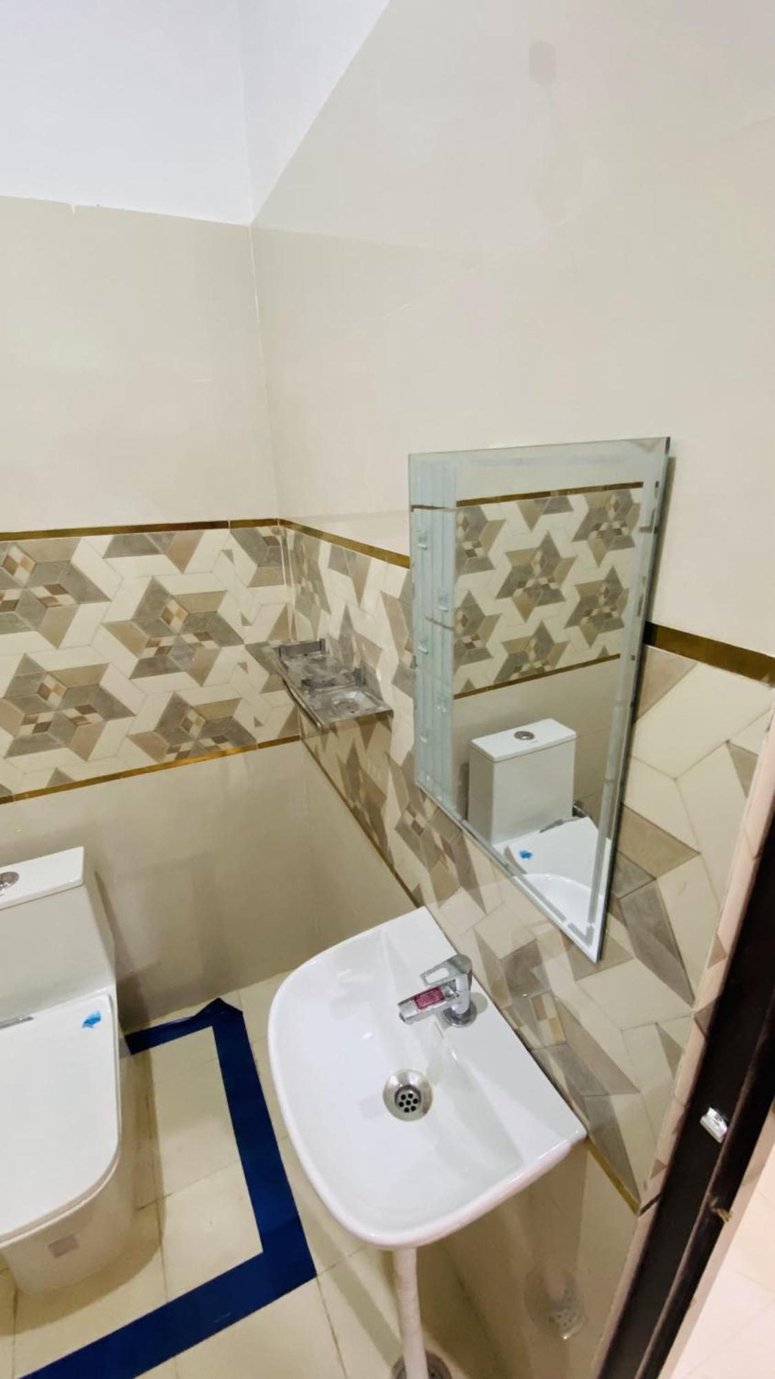 Mandir Saket Bhawan Hotell Ayodhya Exteriör bild